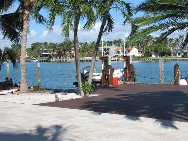 185 Palm Ave Miami Beach, FL 33139 185 Palm Ave Miami Beach, FL 33139