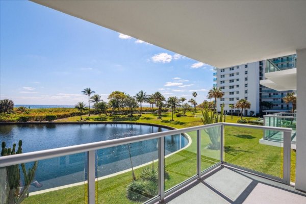 1620 N Ocean #106 Pompano Beach, FL 33062