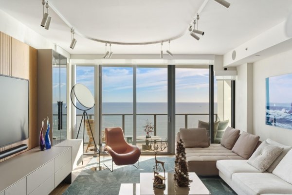 1116 N Ocean Blvd #1506 Pompano Beach, FL 33062