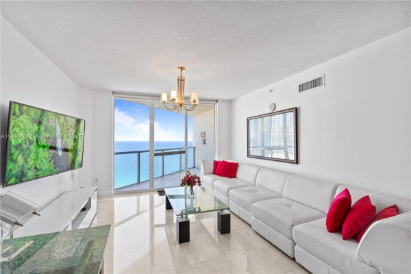 16699 Collins Ave #3604 Sunny Isles Beach, FL 33160
