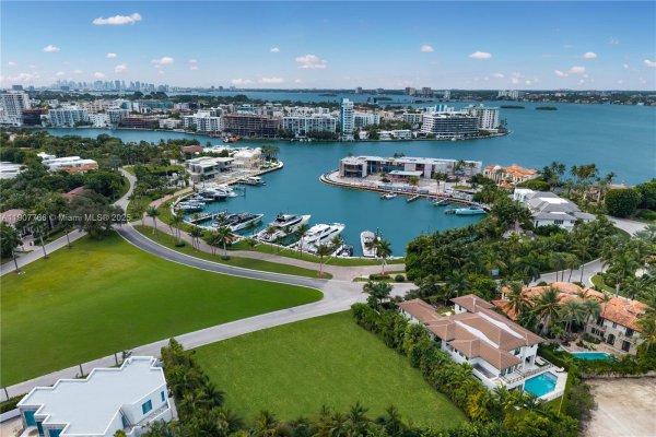 145 Harbour Way Lots 2nd And 3rd Bal Harbour, FL 33154