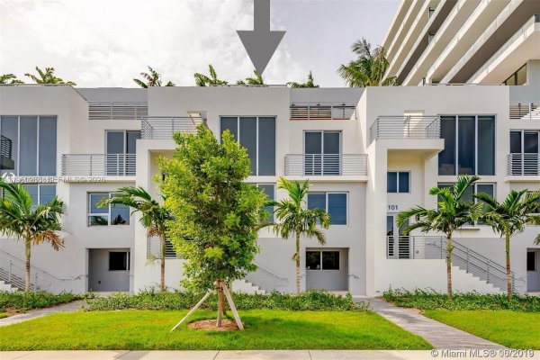 2960 NE 207th St #TS-102 Aventura, FL 33180