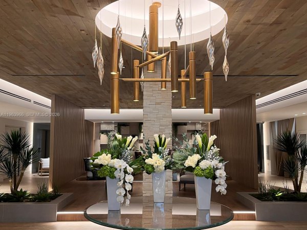 2301 Collins Ave #543 Miami Beach, FL 33139