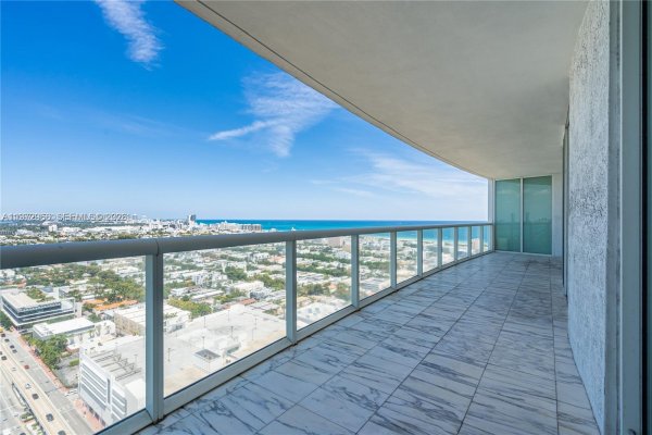 450 Alton Rd #3206 Miami Beach, FL 33139
