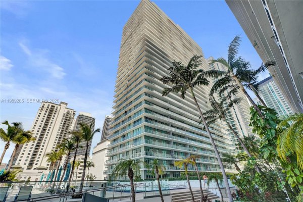 1111 SW 1st Ave #3514-N Miami, FL 33130