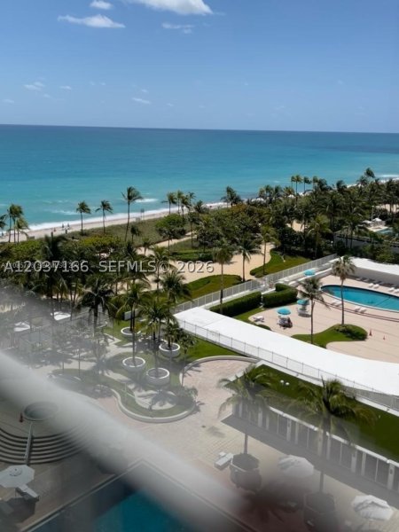 10275 Collins Ave #915 Bal Harbour, FL 33154
