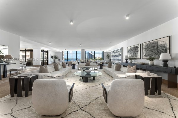 7061 Fisher Is Dr #7061 Miami Beach, FL 33109