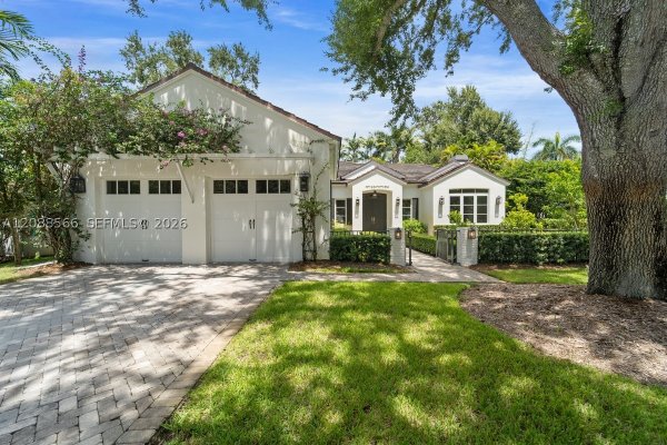 5851 SW 77th Ter South Miami, FL 33143
