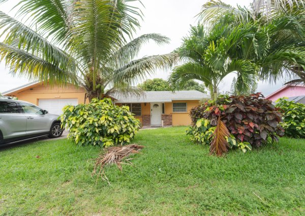 3617 Old Boynton Boynton Beach, FL 33436
