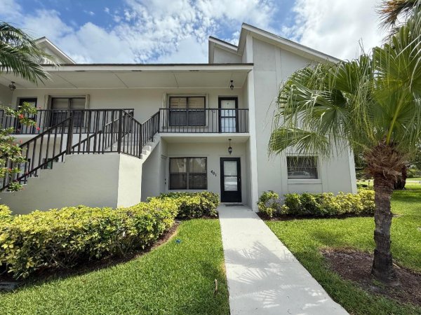 401 Clubhouse #401a Jupiter, FL 33477