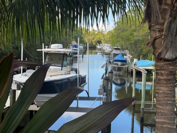 8667 SE Antigua Jupiter, FL 33458