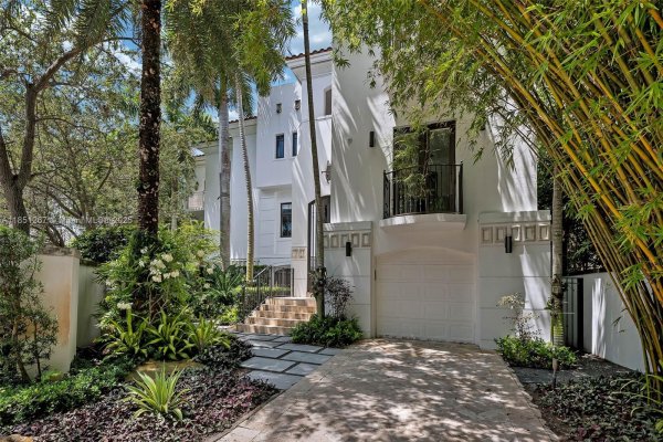 3320 Devon Rd Miami, FL 33133