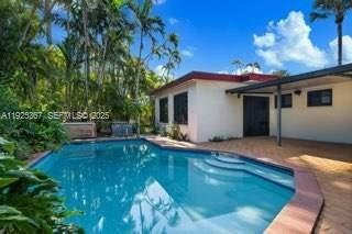 9155 SW 179th St Palmetto Bay, FL 33157