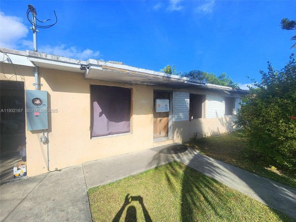 10465 SW 178th St Miami, FL 33157