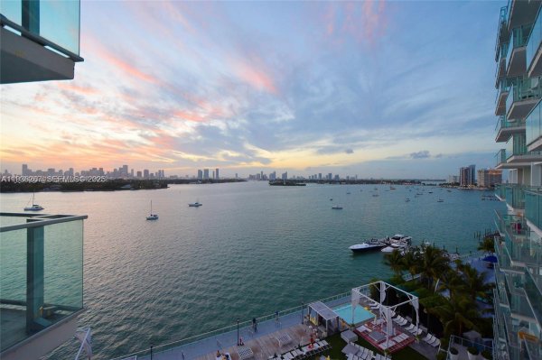 1100 West Ave #1220 Miami Beach, FL 33139