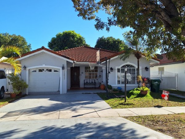 13822 SW 156th St Miami, FL 33177