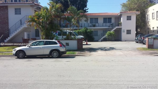 236 Madeira Ave #3 Coral Gables, FL 33134