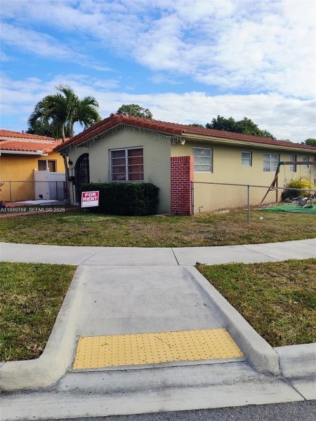 525 SW 56th Ave Miami, FL 33134