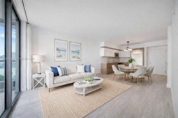 1300 Brickell Bay Dr #704 Miami, FL 33131