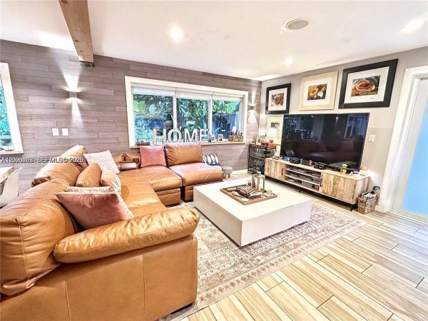 1115 Meridian Ave #Townhouse Miami Beach, FL 33139