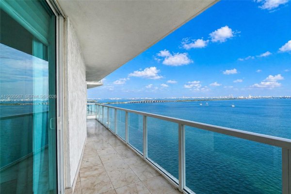 665 NE 25th St #1202 Miami, FL 33137