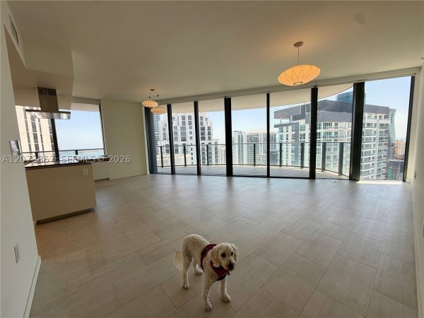 1000 Brickell Plz #4301 Miami, FL 33131