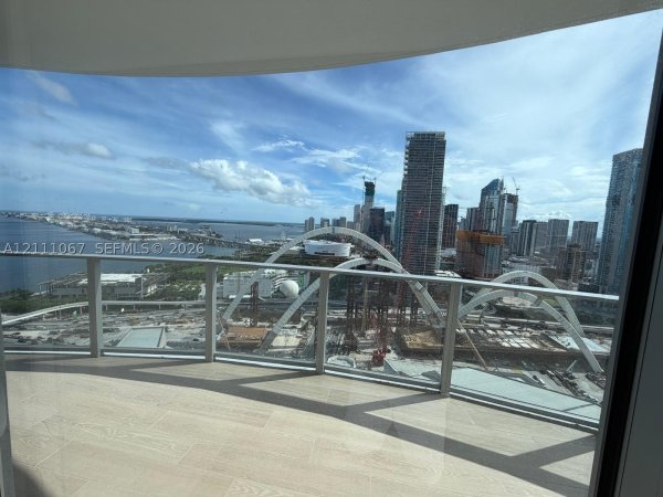 1400 Biscayne Blvd #3102 Miami, FL 33132