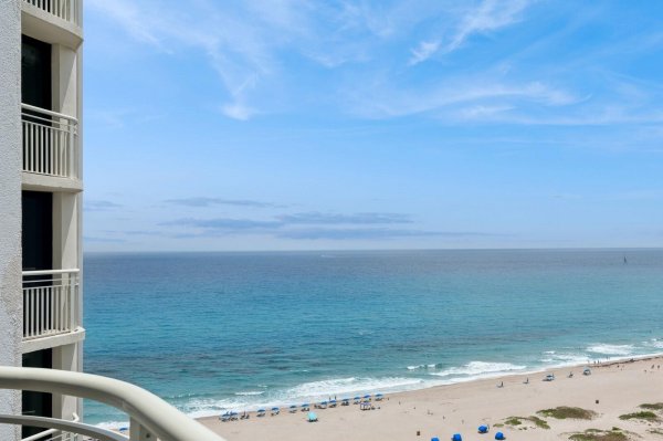3000 N Ocean #18 G Singer Island, FL 33404