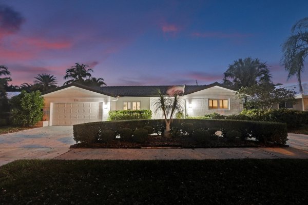 2051 NE 59th Fort Lauderdale, FL 33308