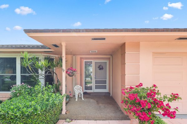 73 Fairview Tequesta, FL 33469