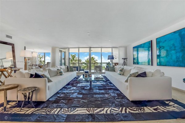430 Grand Bay Dr #302 Key Biscayne, FL 33149