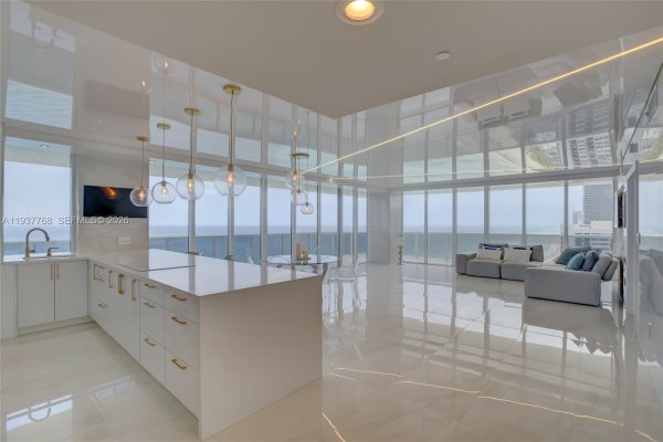 1830 S Ocean Dr #2402 Hallandale Beach, FL 33009