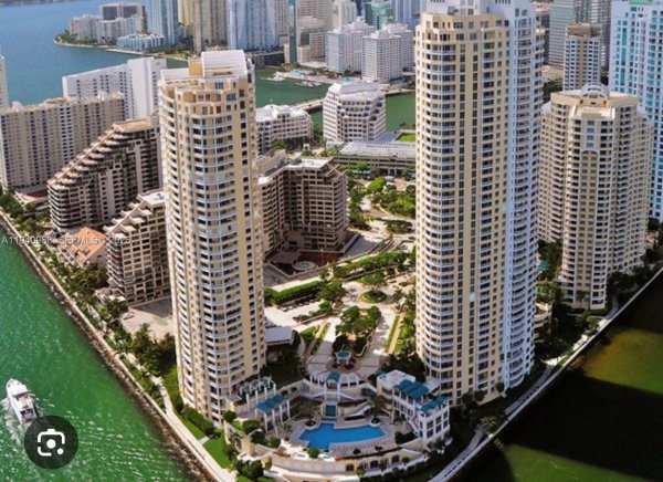 808 Brickell Key Dr #1202 Miami, FL 33131
