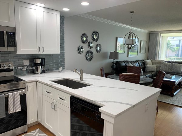 353 S Us Hwy 1 #A202 Jupiter, FL 33477