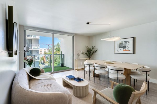 1025 92nd St #503 Bay Harbor Islands, FL 33154