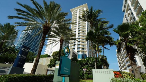 17315 Collins Ave #702 Sunny Isles Beach, FL 33160