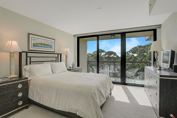 2101 Marina Isle Way #503 Jupiter, FL 33477