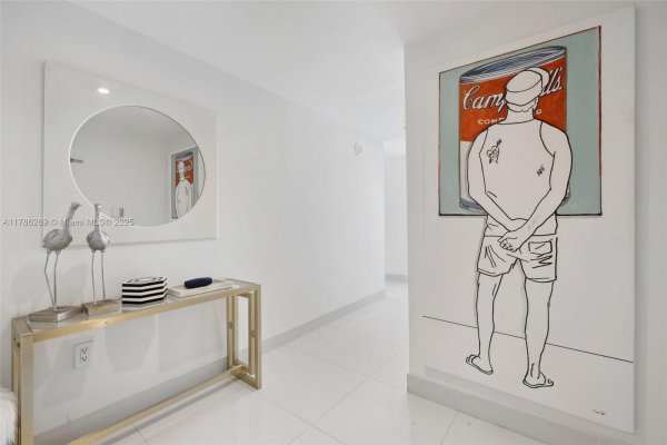 465 Brickell Ave #701 Miami, FL 33131