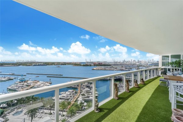 400 Alton Rd #1506 Miami Beach, FL 33139