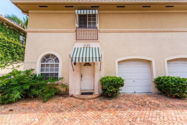3229 Virginia #3229 Miami, FL 33133