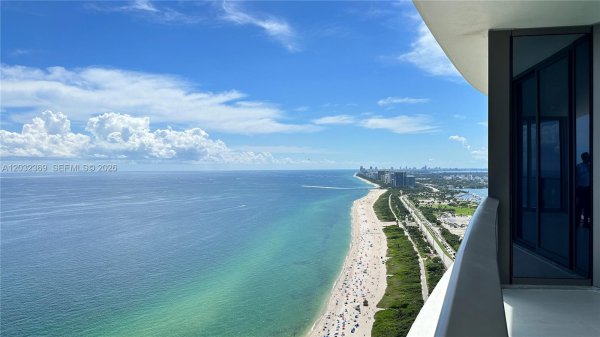 15701 Collins Ave #3804 Sunny Isles Beach, FL 33160