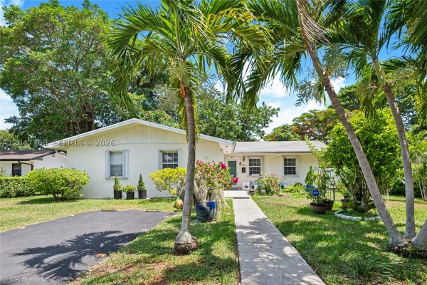 3750 Percival Ave Miami, FL 33133