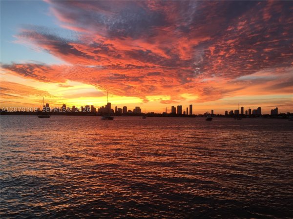 1500 Bay Rd #618S Miami Beach, FL 33139
