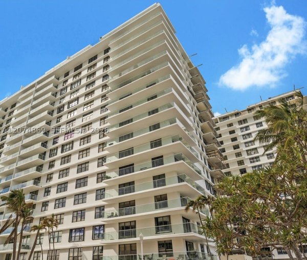 9801 Collins Ave #14T Bal Harbour, FL 33154