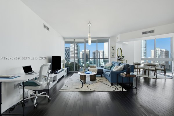 350 S Miami Ave #2601 Miami, FL 33130