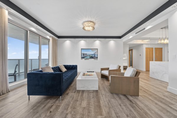 2301 Collins #Ph14 Miami Beach, FL 33139