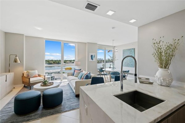 401 N Birch #508 Fort Lauderdale, FL 33304