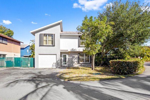 17376 Sentimental Journey Jupiter, FL 33458