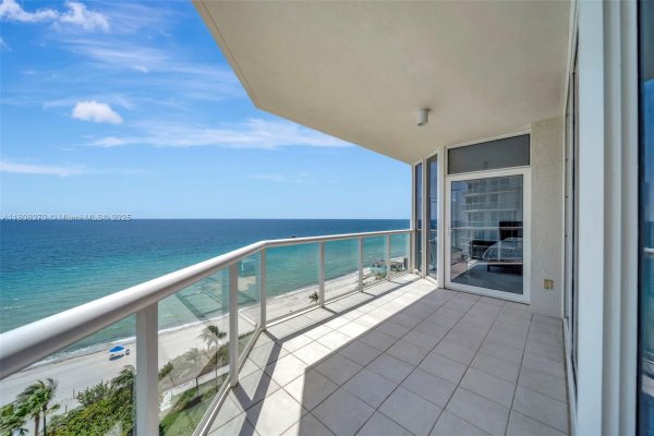 6001 N Ocean Dr #1001 Hollywood, FL 33019