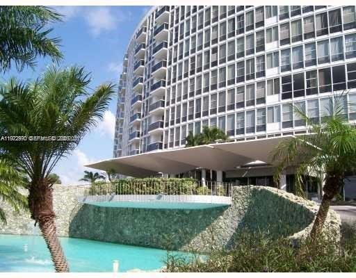 900 Bay Dr #615 Miami Beach, FL 33141